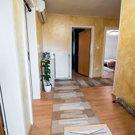 Apartment Carmen *